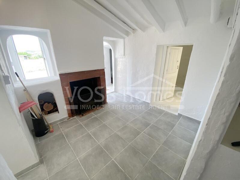 VH2322: Country House / Cortijo for Sale in Huércal-Overa Countryside