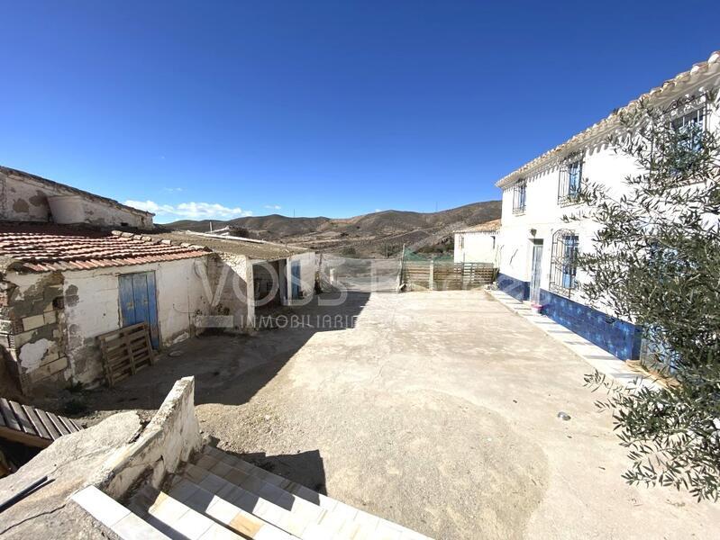 VH2324: Country House / Cortijo for Sale in Huércal-Overa Countryside