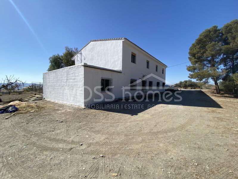 VH2328: Country House / Cortijo for Sale in Huércal-Overa Villages