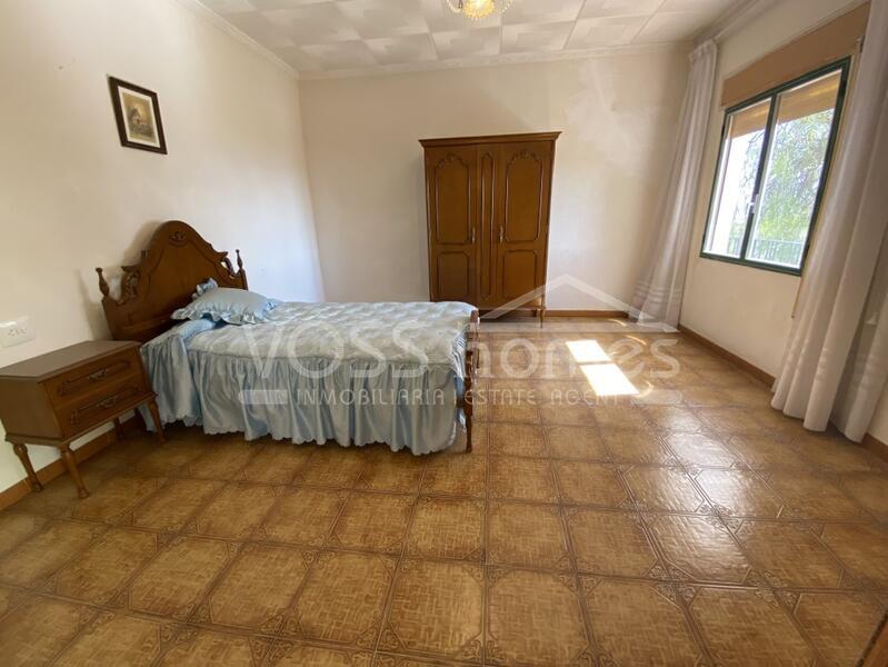 VH2328: Country House / Cortijo for Sale in Huércal-Overa Villages