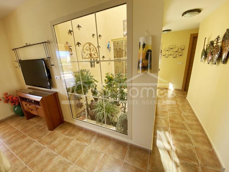 VH2330: Villa for Sale in La Alfoquia Area