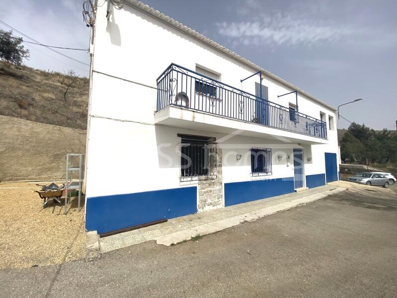 VH2345: Country House / Cortijo for Sale in Huércal-Overa Countryside