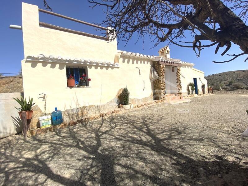 VH2349: Cortijo Dulce, Country House / Cortijo for Sale in Huércal-Overa, Almería