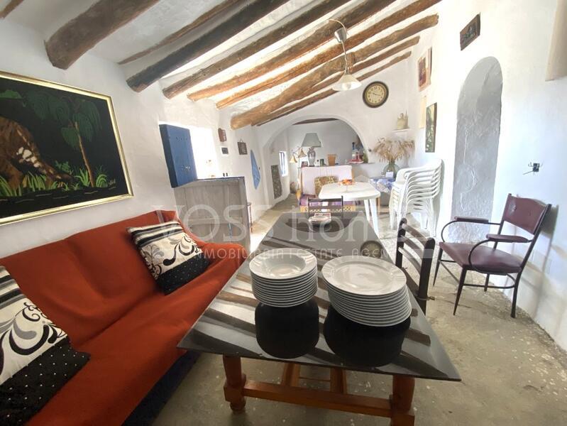 VH2349: Country House / Cortijo for Sale in Huércal-Overa Countryside