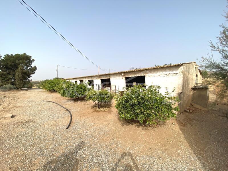 VH2352: Country House / Cortijo for Sale in Huércal-Overa Countryside