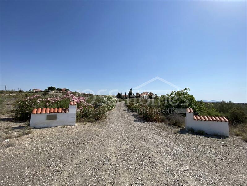 VH2430: Villa for Sale in Huércal-Overa Countryside