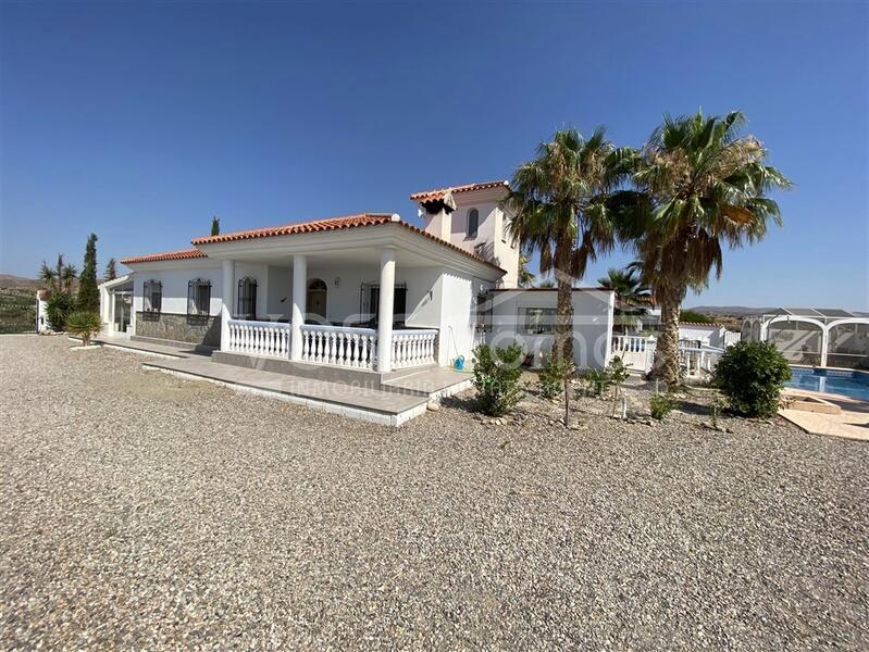 VH2430: Villa for Sale in Huércal-Overa Countryside