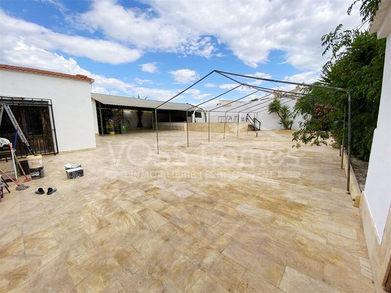 VH2563: Commercial for Sale in La Alfoquia Area VH2563: Commercial for Sale in La Alfoquia Area