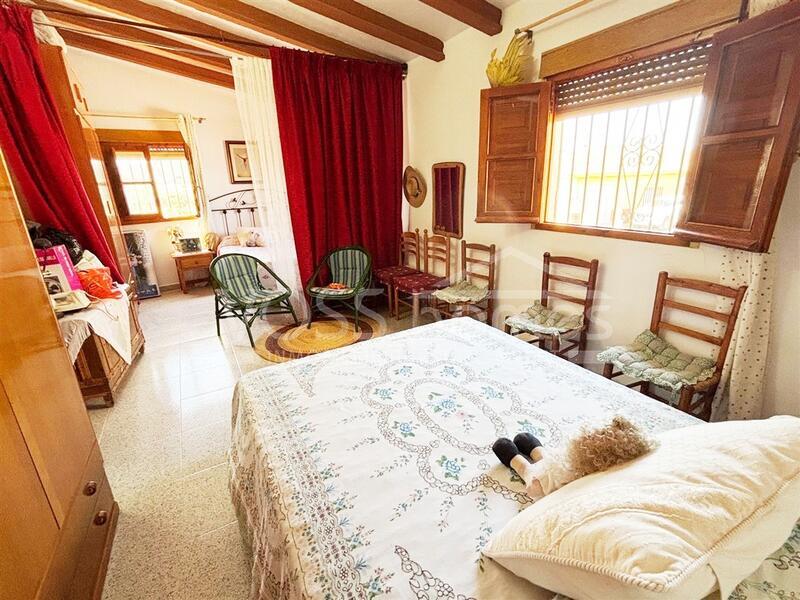 VH2564: Country House / Cortijo for Sale in Huércal-Overa Villages VH2564: Country House / Cortijo for Sale in Huércal-Overa Villages