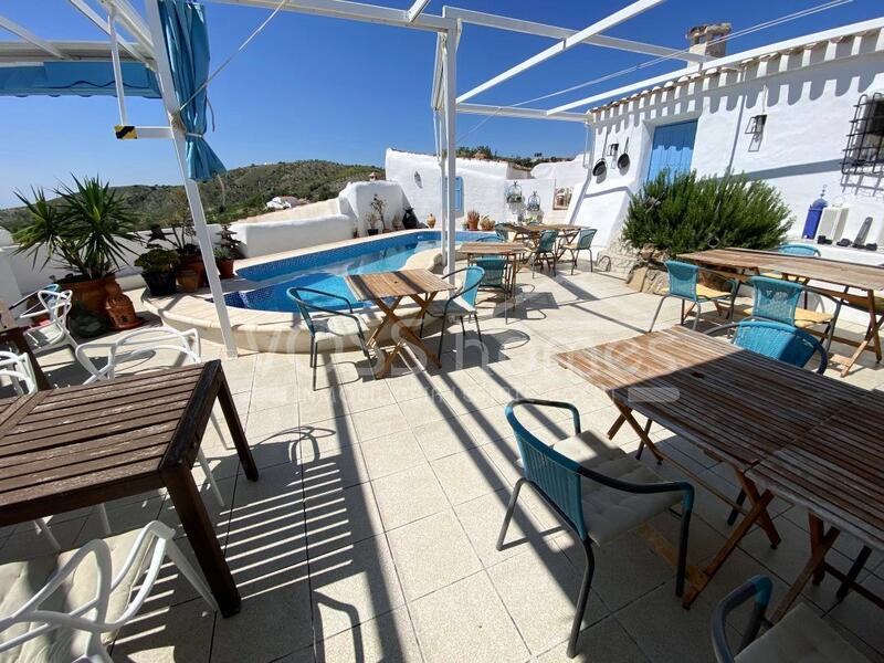 VH2567: Local Comercial en venta