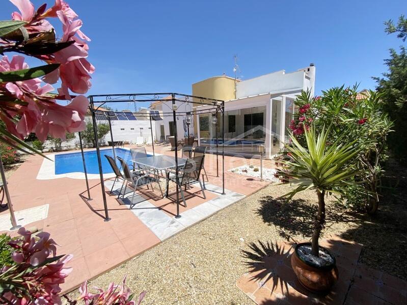 VH2573: Villa en venta en Zona de La Alfoquia