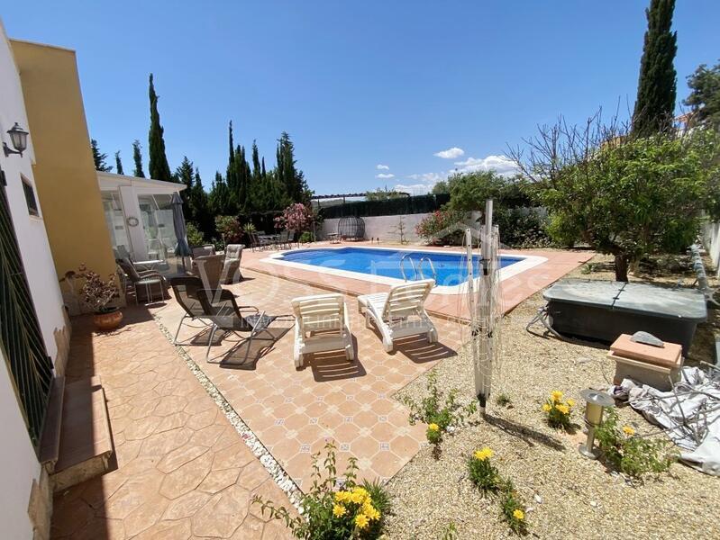 VH2573: Villa en venta en Zona de La Alfoquia