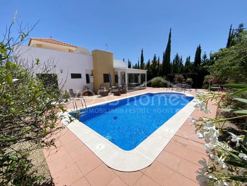 VH2573: Villa en venta en Zona de La Alfoquia