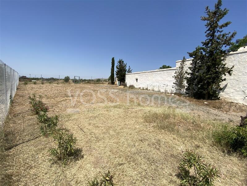 VH2588: Country House / Cortijo for Sale in Huércal-Overa Countryside