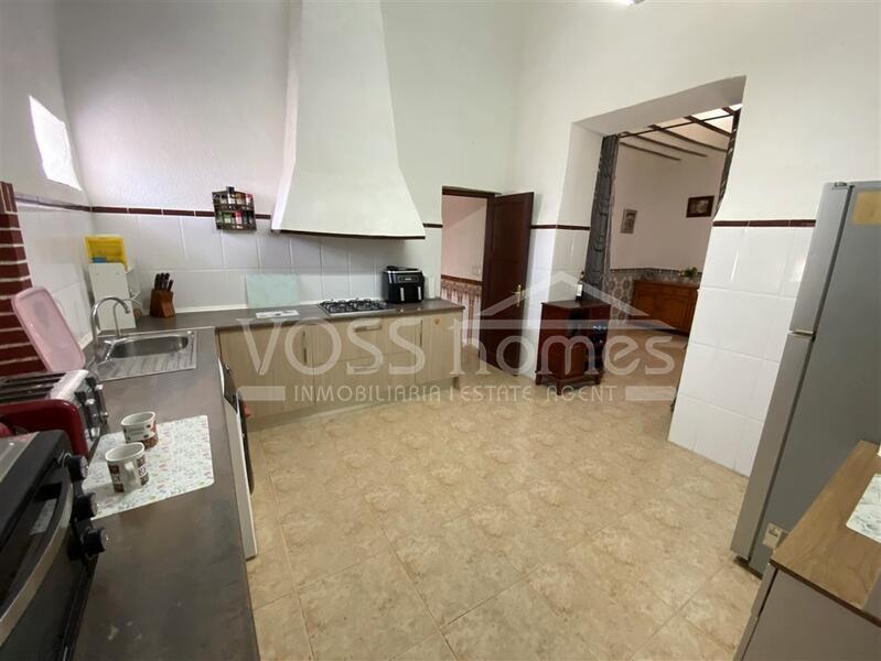 VH2588: Country House / Cortijo for Sale in Huércal-Overa Countryside