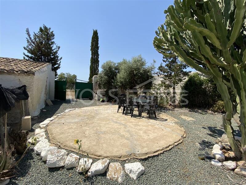 VH2588: Country House / Cortijo for Sale in Huércal-Overa Countryside