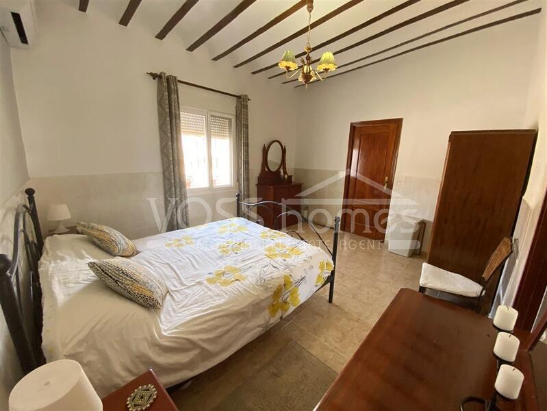 VH2588: Country House / Cortijo for Sale in Huércal-Overa Countryside