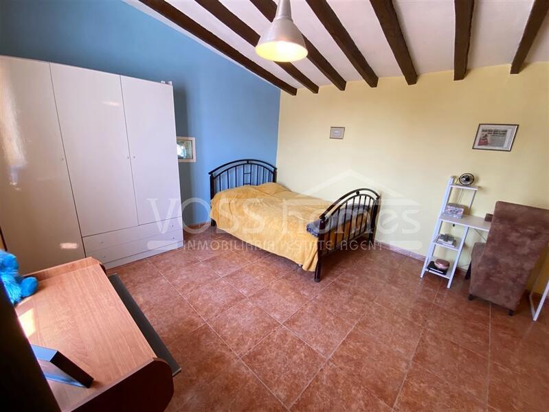 VH2588: Country House / Cortijo for Sale in Huércal-Overa Countryside