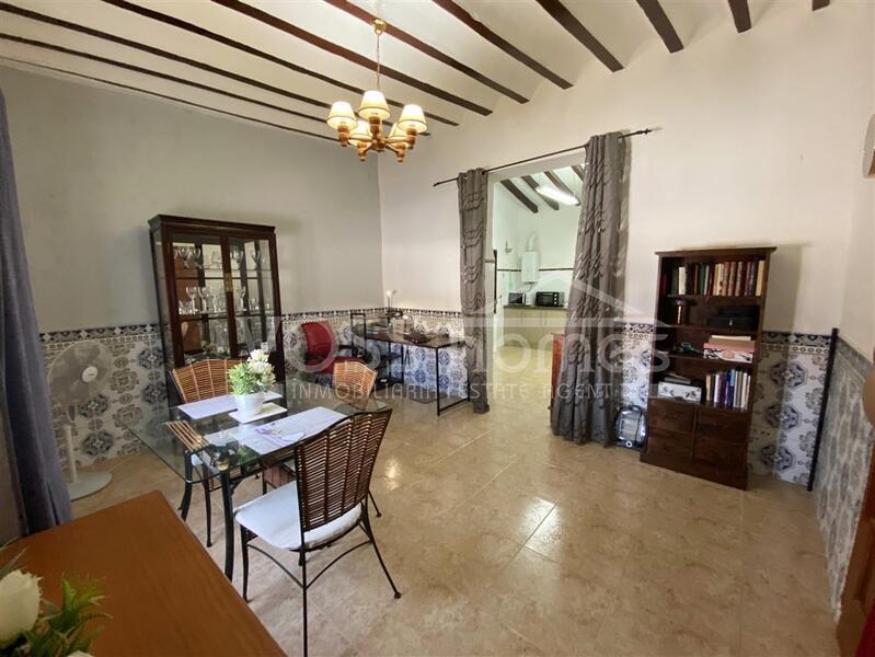 VH2588: Country House / Cortijo for Sale in Huércal-Overa Countryside