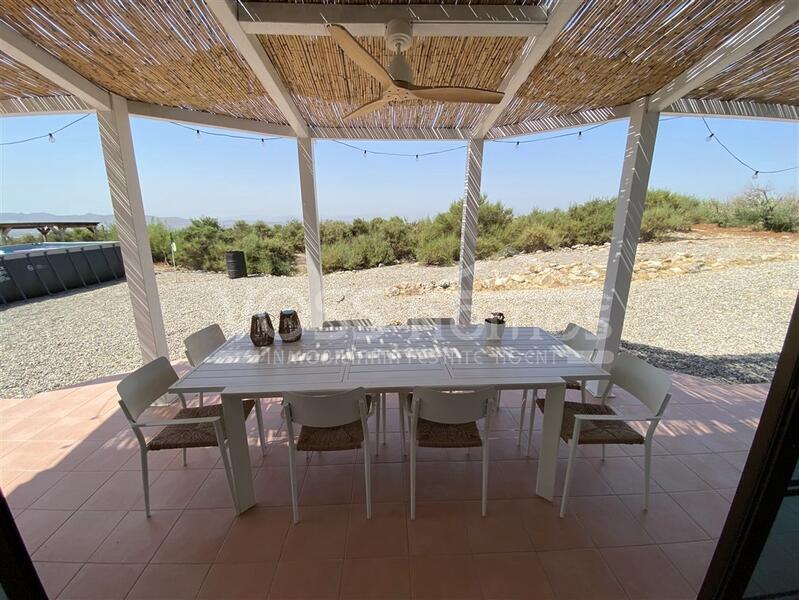 VH2591: Country House / Cortijo for Sale in Huércal-Overa Countryside