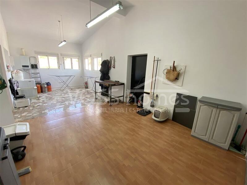 VH2591: Country House / Cortijo for Sale in Huércal-Overa Countryside