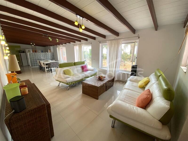 VH2592: Country House / Cortijo for Sale in Huércal-Overa Countryside