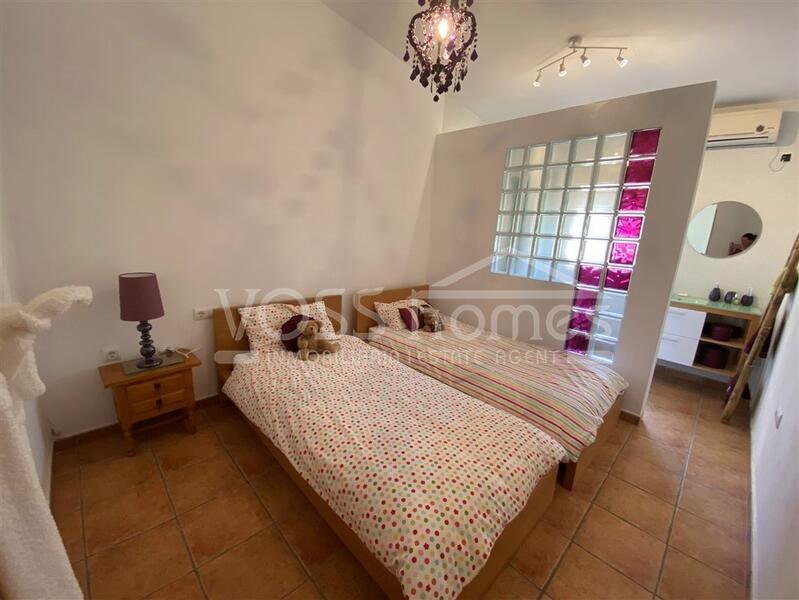 VH2592: Country House / Cortijo for Sale in Huércal-Overa Countryside