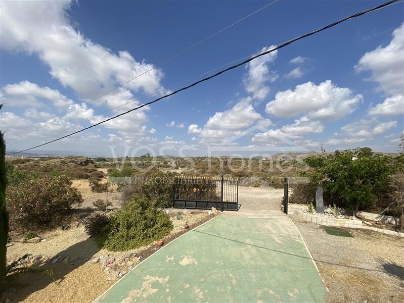 VH2592: Country House / Cortijo for Sale in Huércal-Overa Countryside