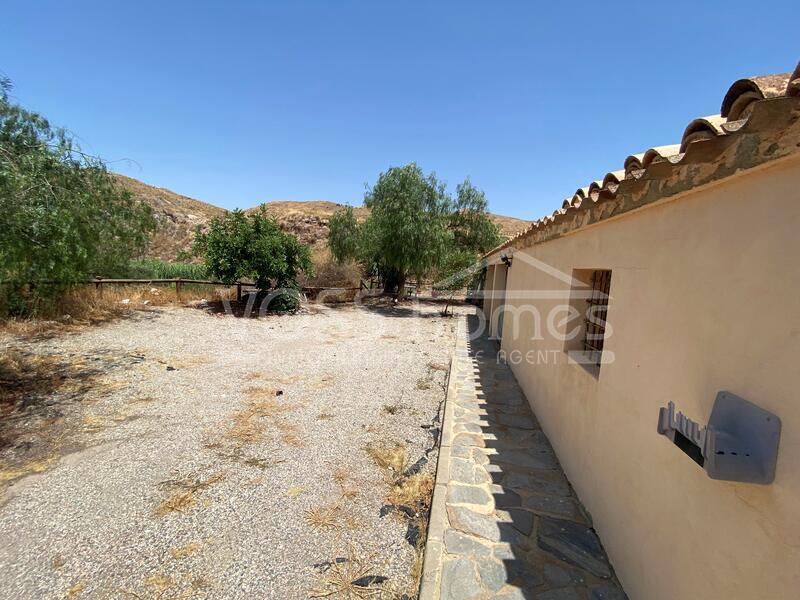 VH2593: Country House / Cortijo for Sale in Taberno Area