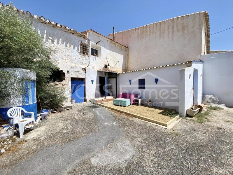 VH2598: Village / Town House for Sale in Huércal-Overa Villages