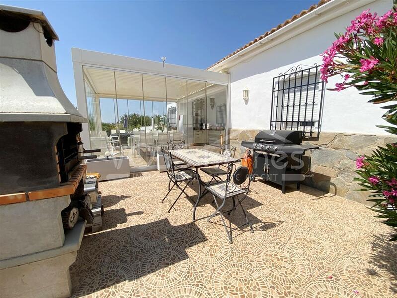 VH2609: Villa for Sale in Taberno Area