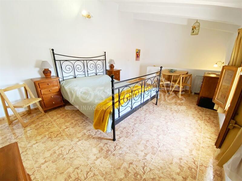 VH2611: Country House / Cortijo for Sale in Huércal-Overa Countryside