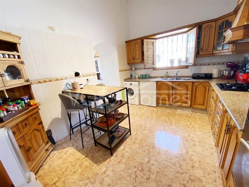 VH2611: Country House / Cortijo for Sale in Huércal-Overa Countryside