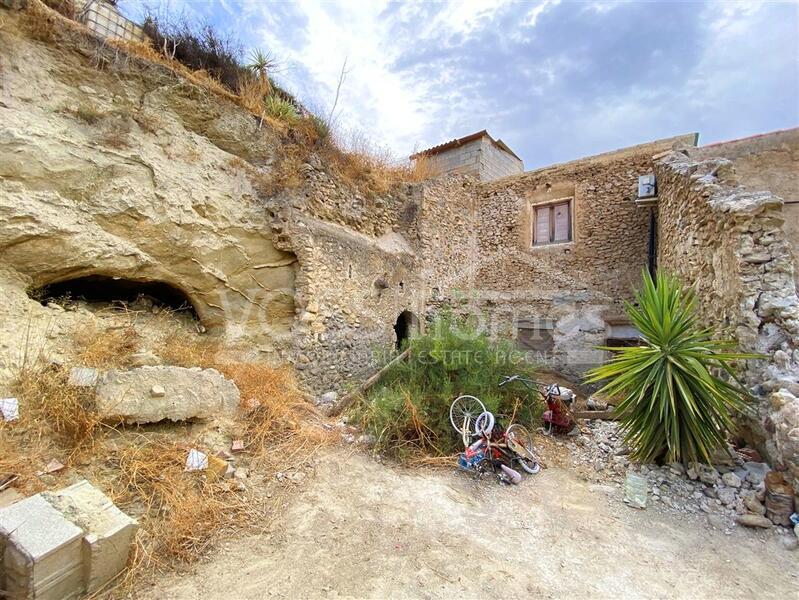 VH2616: Village / Town House for Sale in Zurgena Area