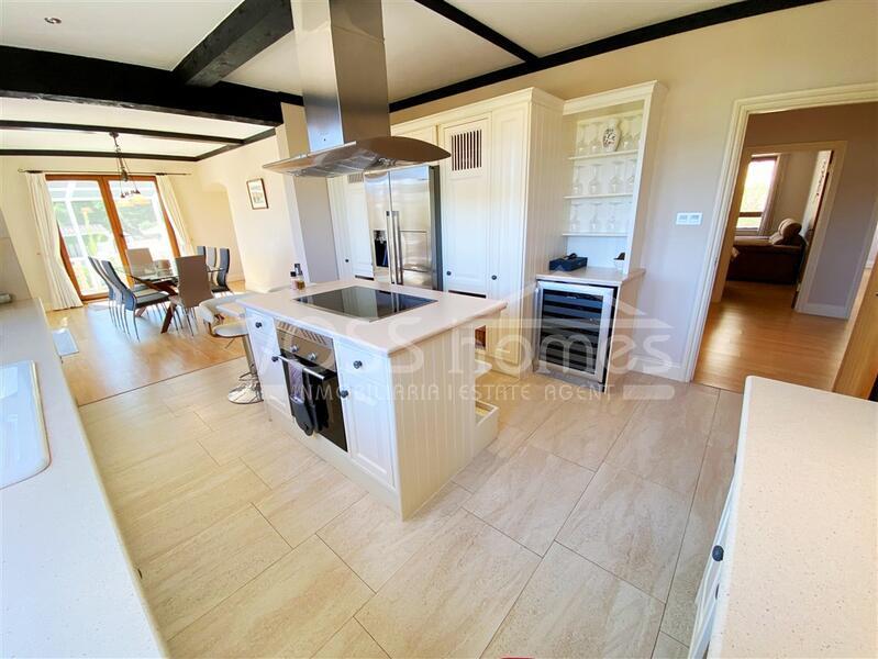 VH2621: Country House / Cortijo for Sale in Velez Rubio Area