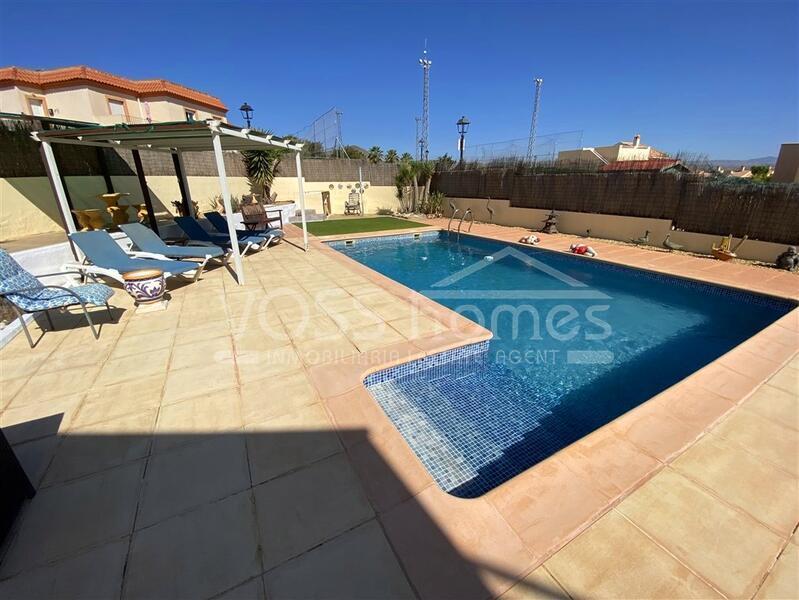 VH2625: Villa for Sale in La Alfoquia Area