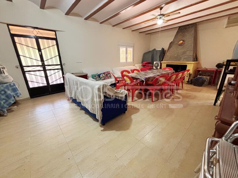 VH2634: Country House / Cortijo for Sale in Huércal-Overa Countryside