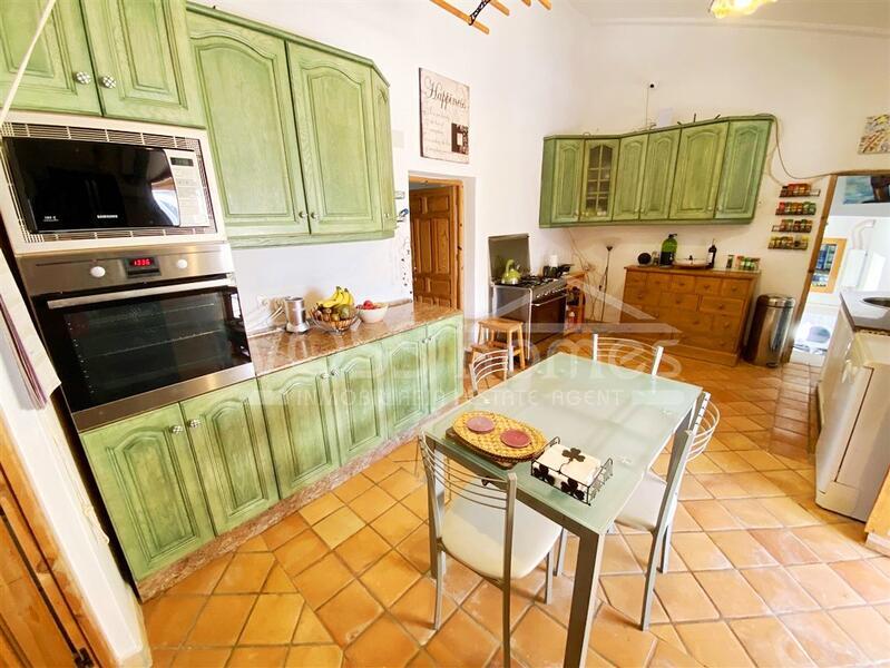 VH2641: Country House / Cortijo for Sale in Huércal-Overa Countryside