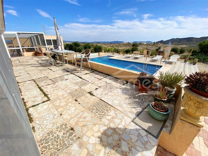 VH2641: Country House / Cortijo for Sale in Huércal-Overa Countryside