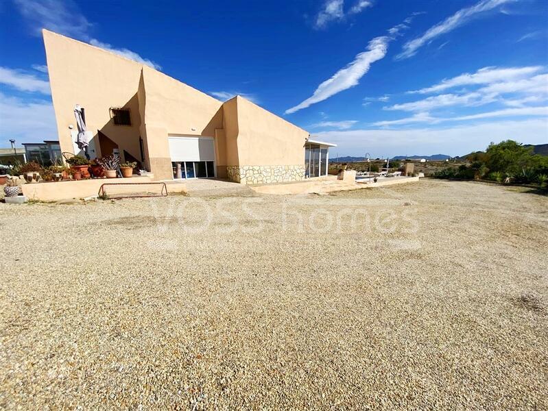 VH2641: Country House / Cortijo for Sale in Huércal-Overa Countryside