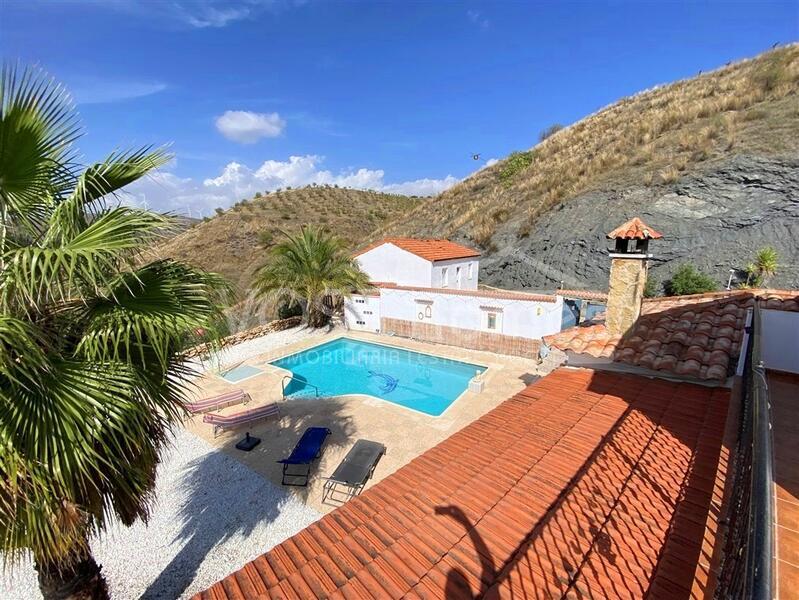 VH2642: Villa for Sale in Huércal-Overa Countryside