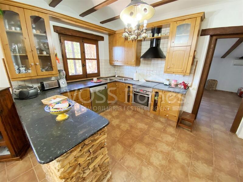 VH2651: Villa for Sale in La Alfoquia Area