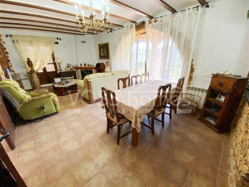 VH2651: Villa for Sale in La Alfoquia Area