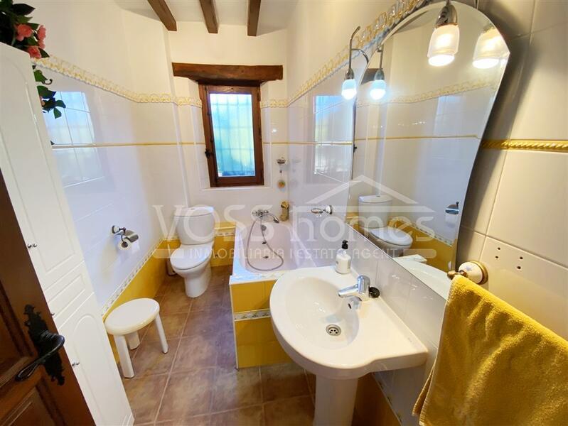 VH2651: Villa for Sale in La Alfoquia Area