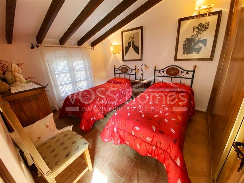 VH2651: Villa for Sale in La Alfoquia Area