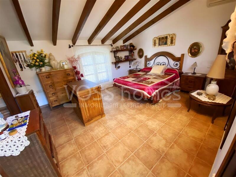 VH2651: Villa for Sale in La Alfoquia Area