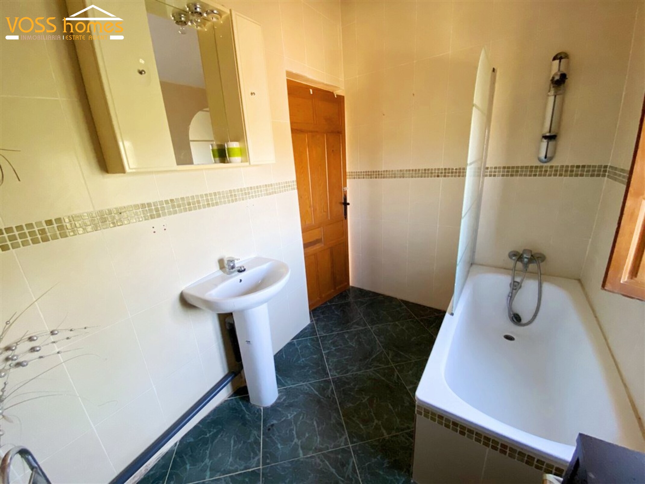 VH2662: Country House / Cortijo for Sale in Huércal-Overa Countryside