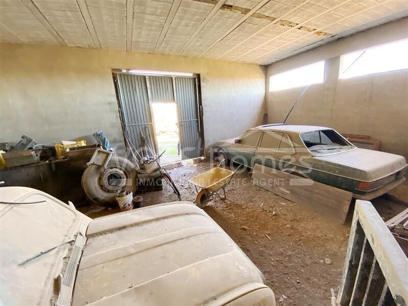 VH2663: Country House / Cortijo for Sale in La Alfoquia Area