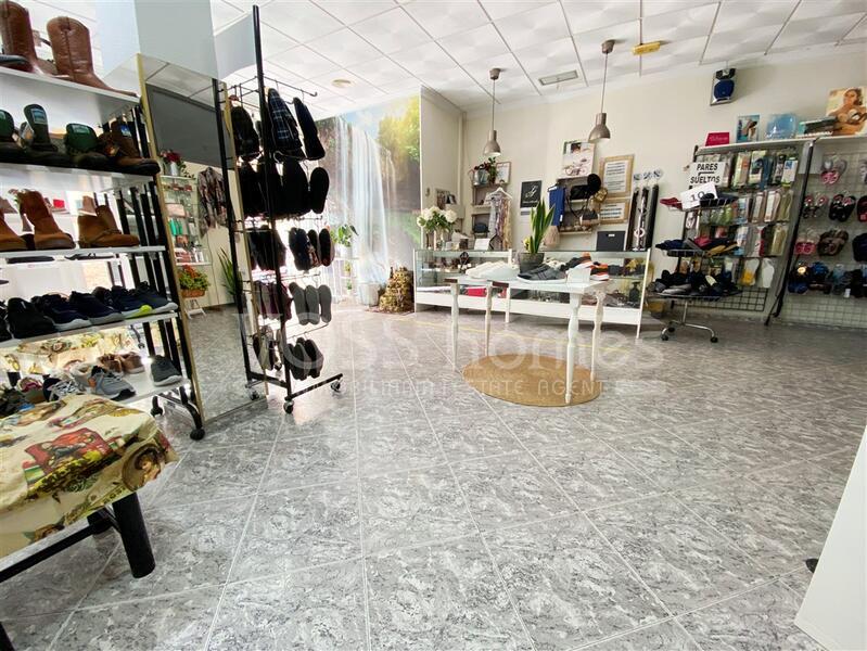 VH2667: Commercial for Sale in Huércal-Overa Town