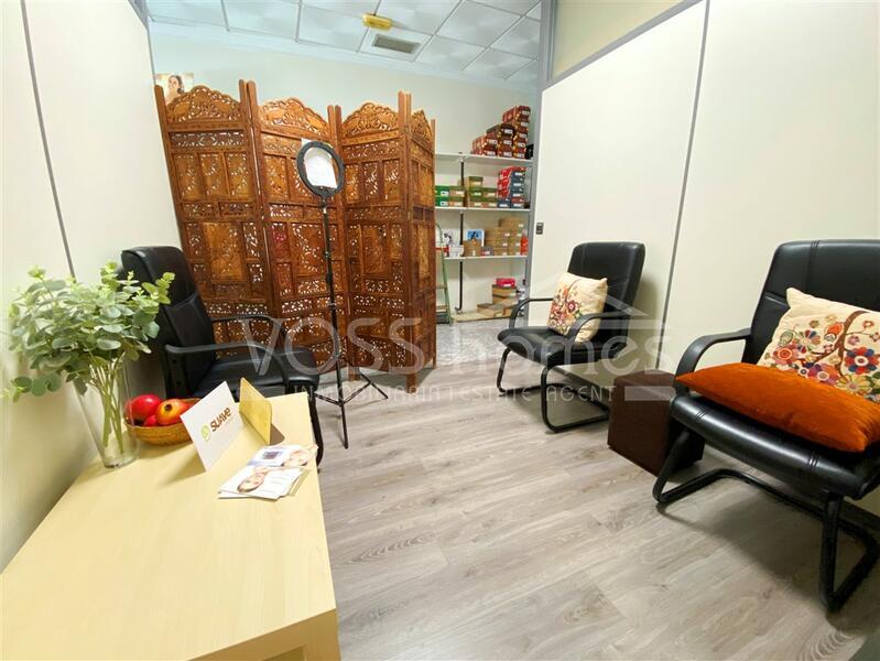 VH2667: Commercial for Sale in Huércal-Overa Town